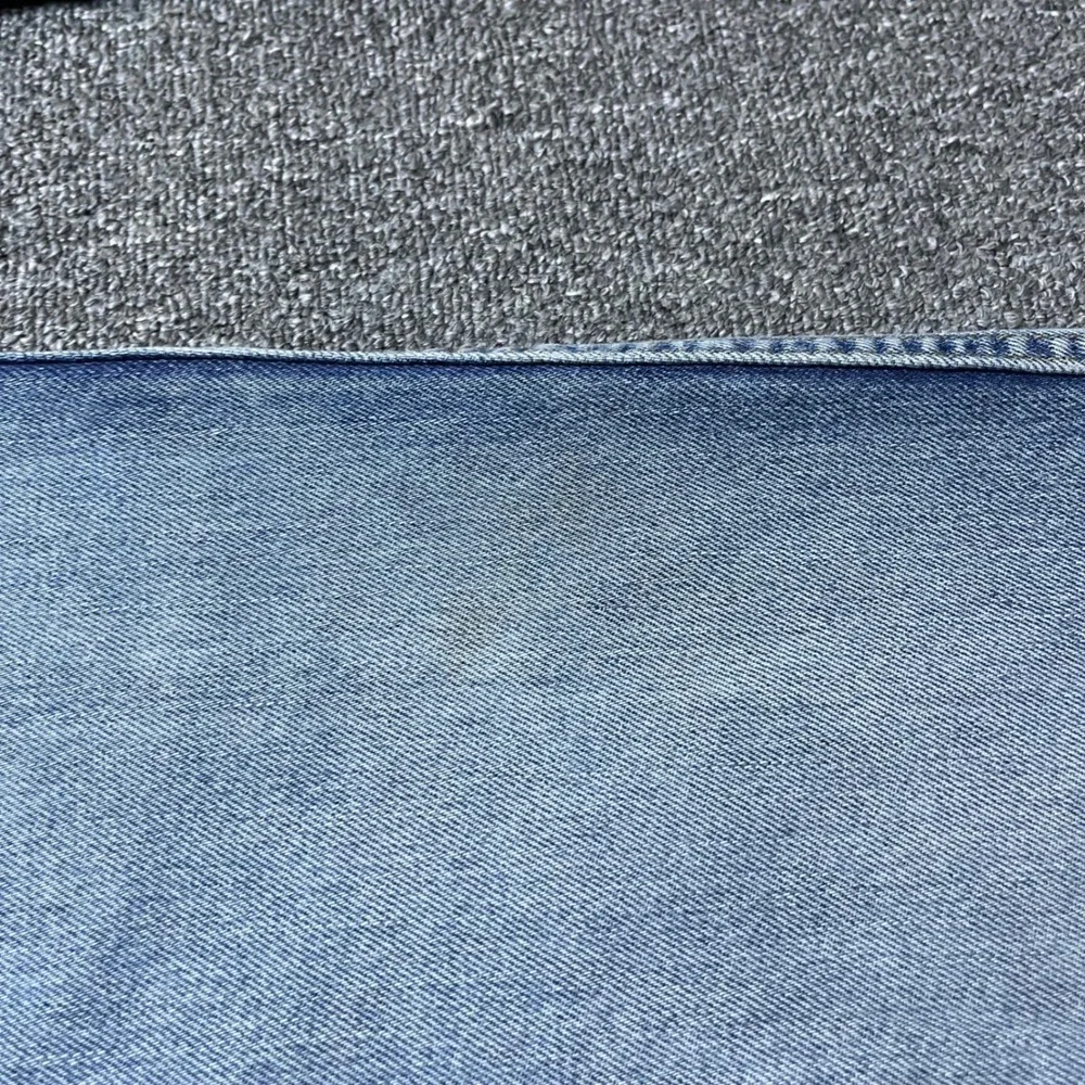 Levi's 505 Straight Fit Jeans 34x30 Light Wash Blue Distressed Denim Mens